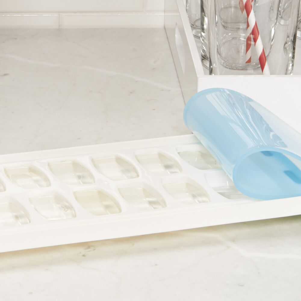 No-Spill Ice Cube Tray X0
