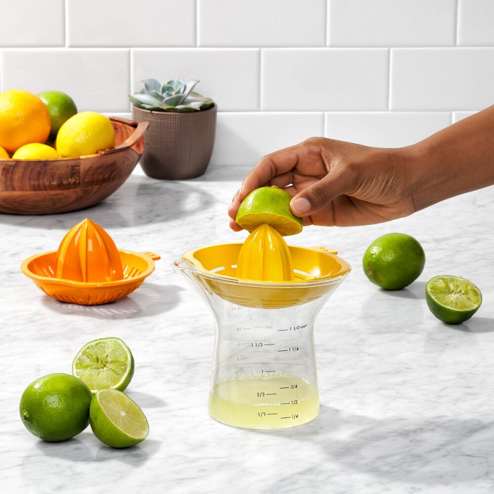 2-in-1 Citrus Juicer G7