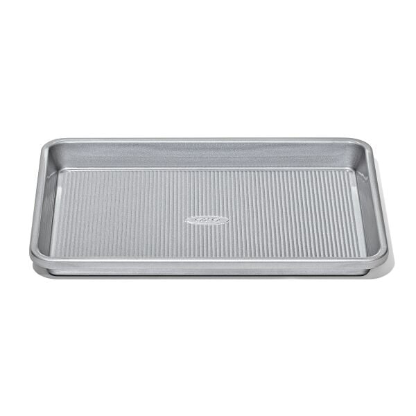 Non-Stick Pro Clear Coated Quarter Sheet Pan M0