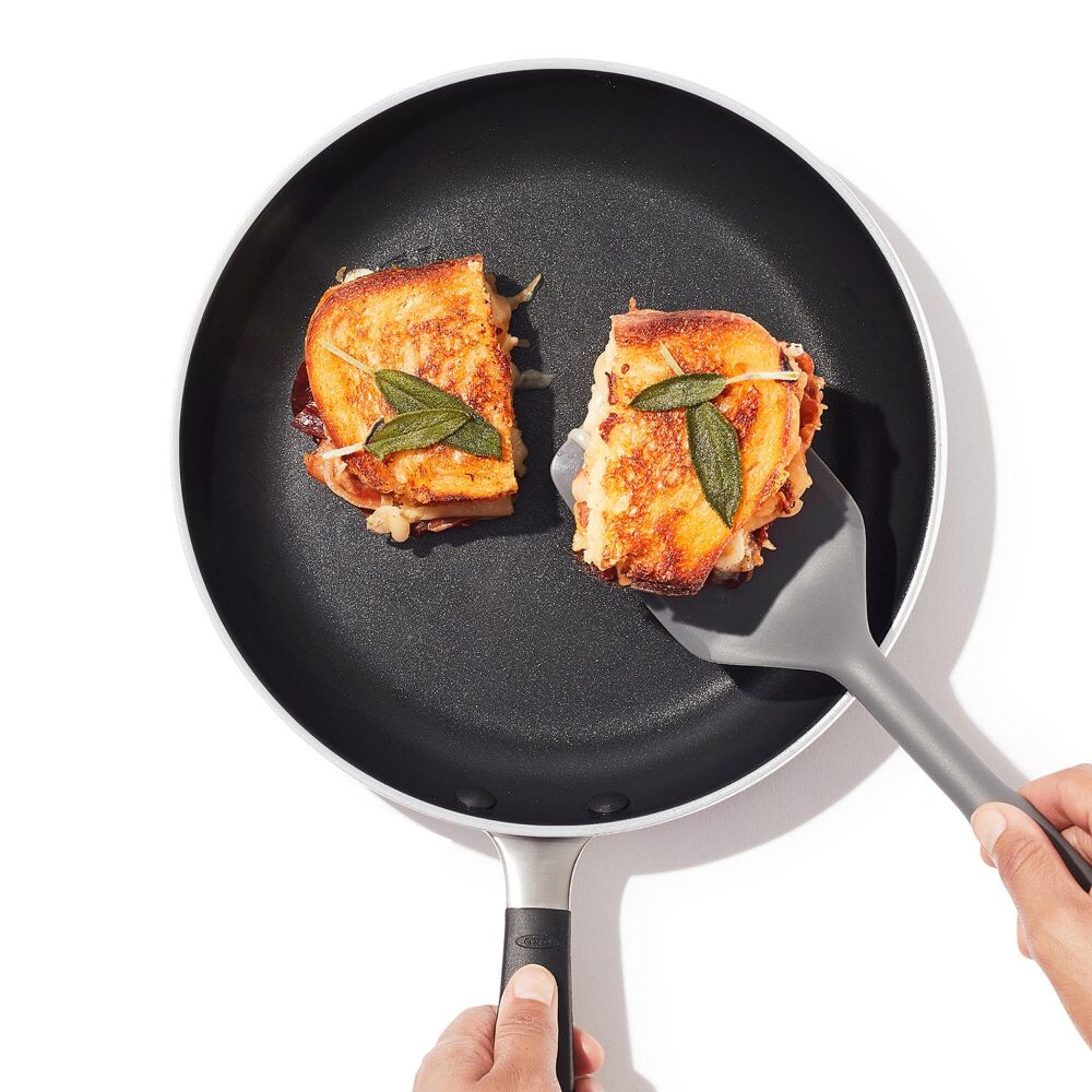 Non-Stick Pro Every Day 10 Inch Fry Pan Y8