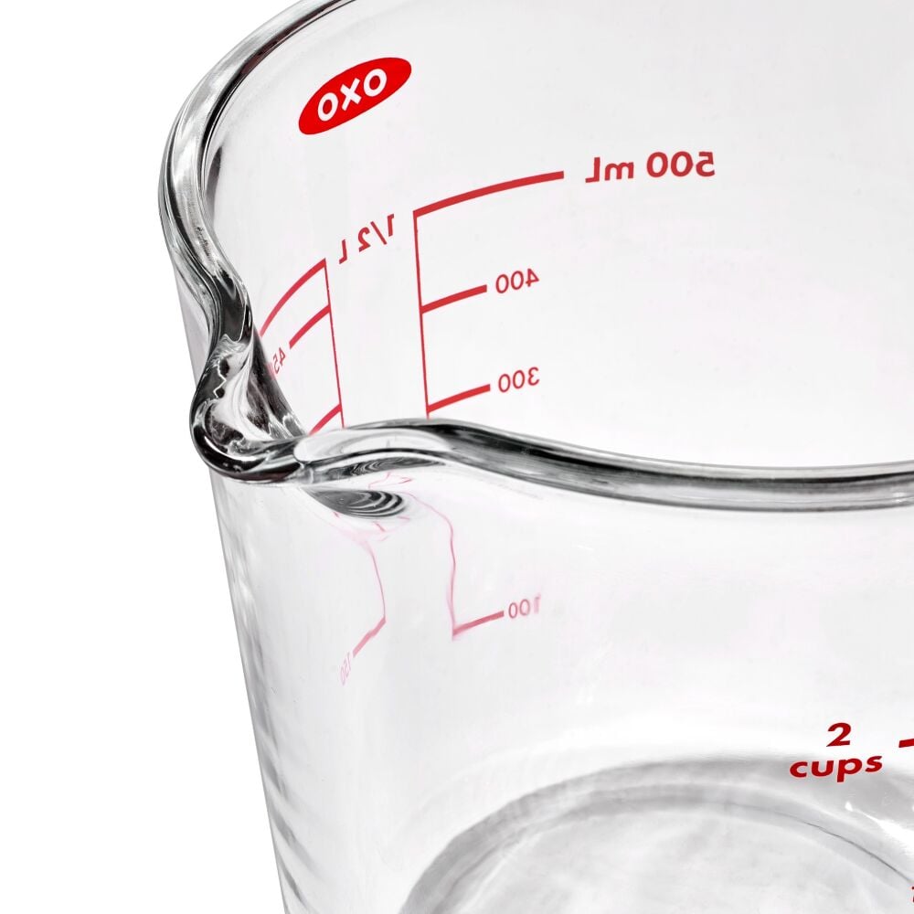 2 Cup Glass Measuring Cup with Lid J9