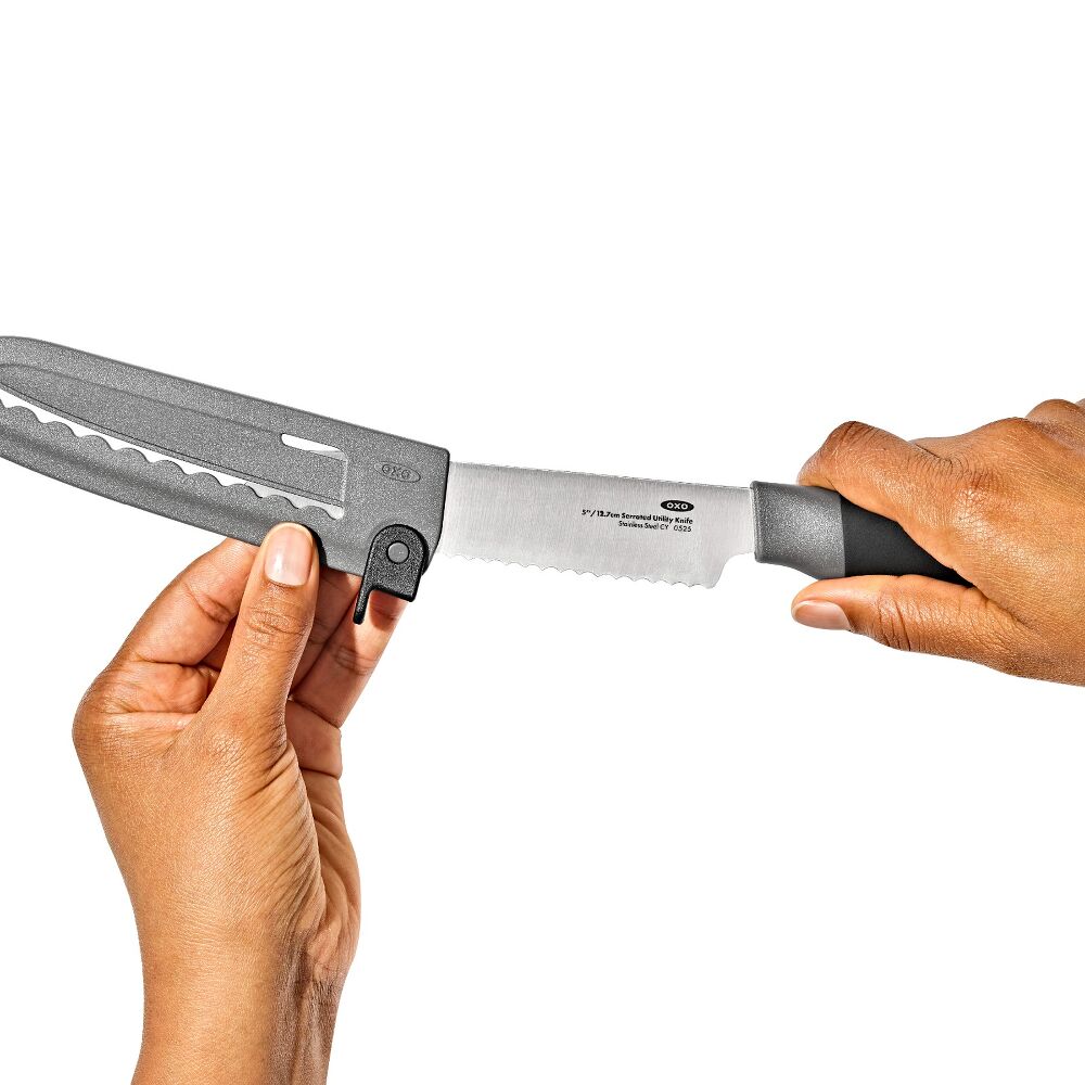 5 in Serrated Utility Knife with Locking Sheath L3