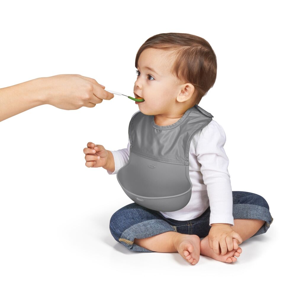 Roll-Up Bib Set W0