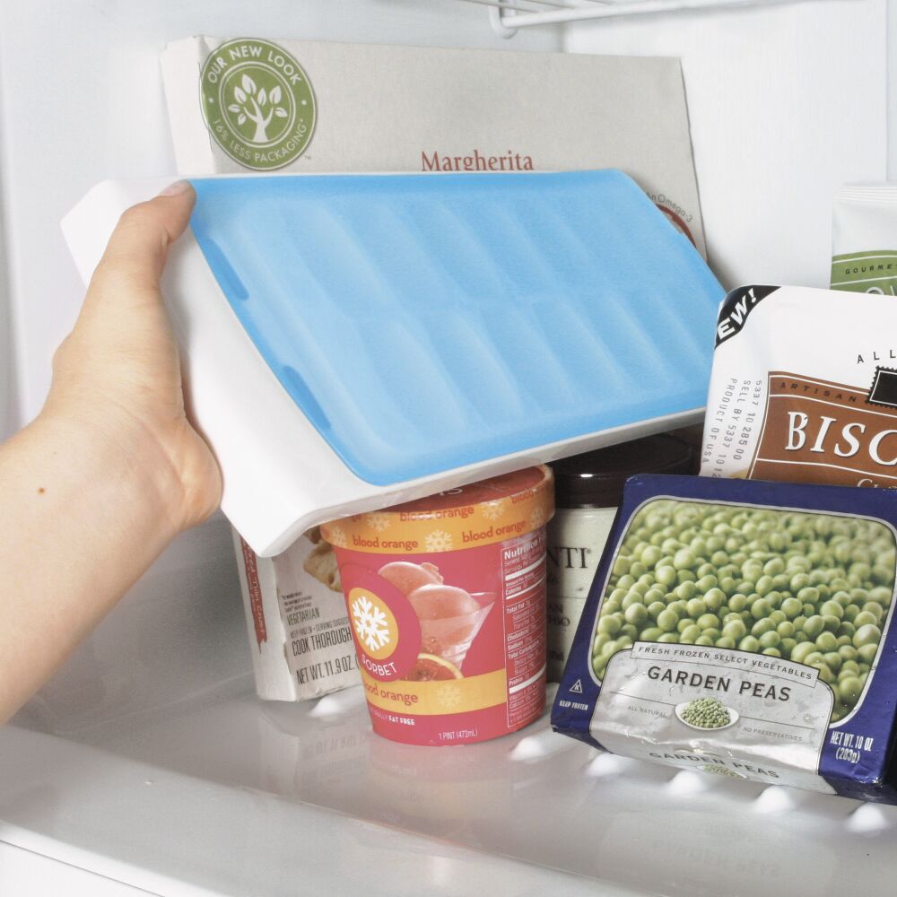 No-Spill Ice Cube Tray W4