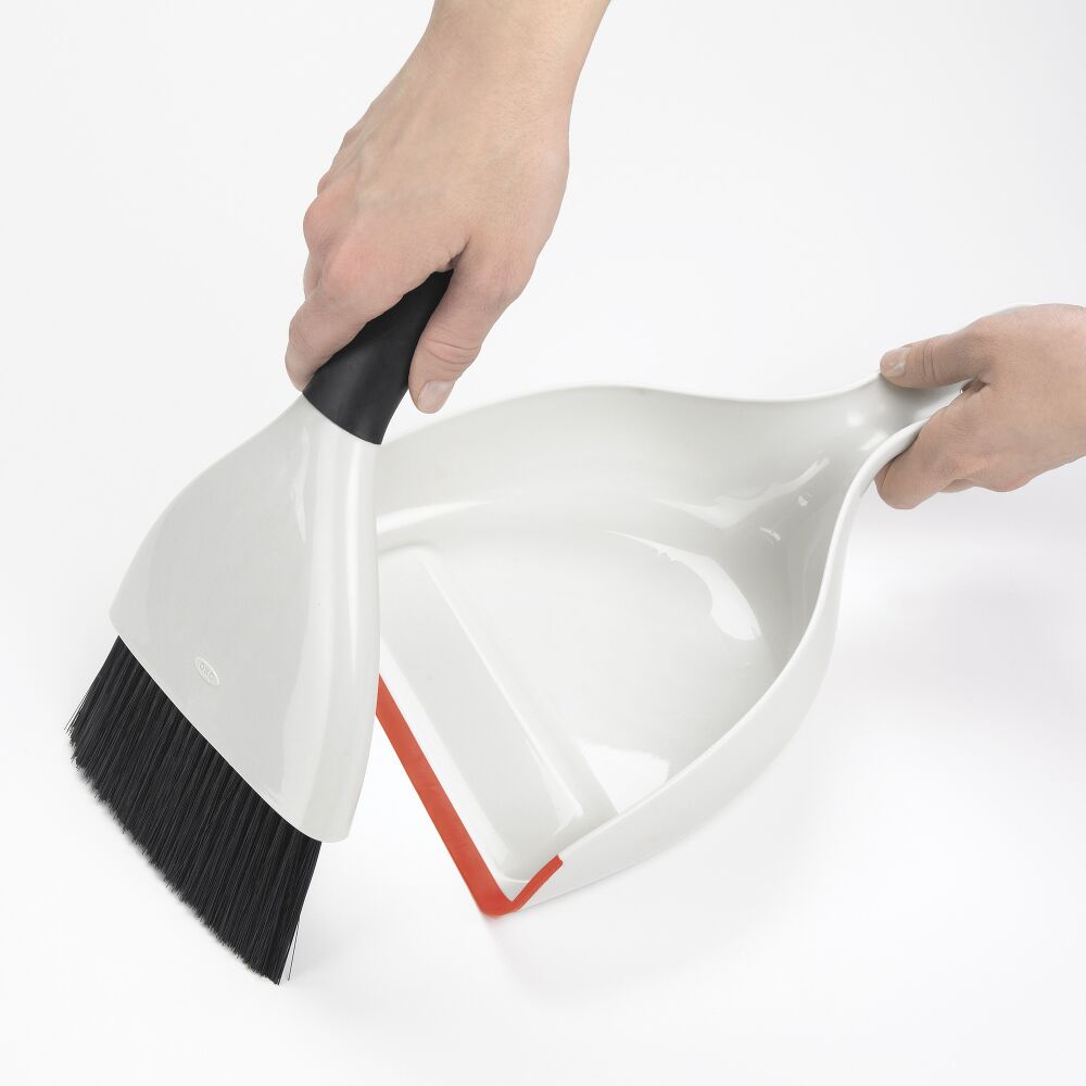 Dustpan & Brush Set T8