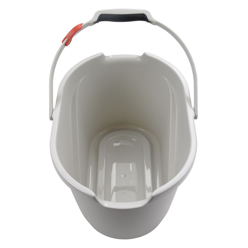 Angled Measuring Bucket O6