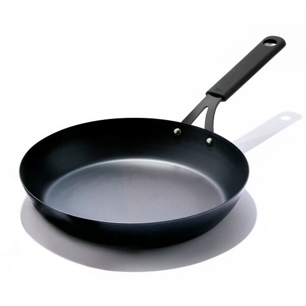 OXO Carbon Steel Obsidian Series 12-Inch Frypan with Silicone Sleeve A5