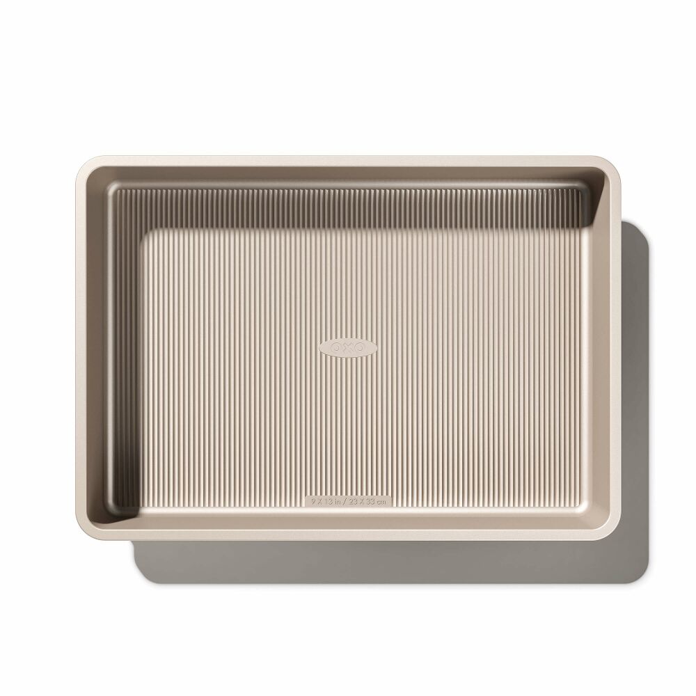 Non-Stick Pro Cake Pan - 9" x 13" E8