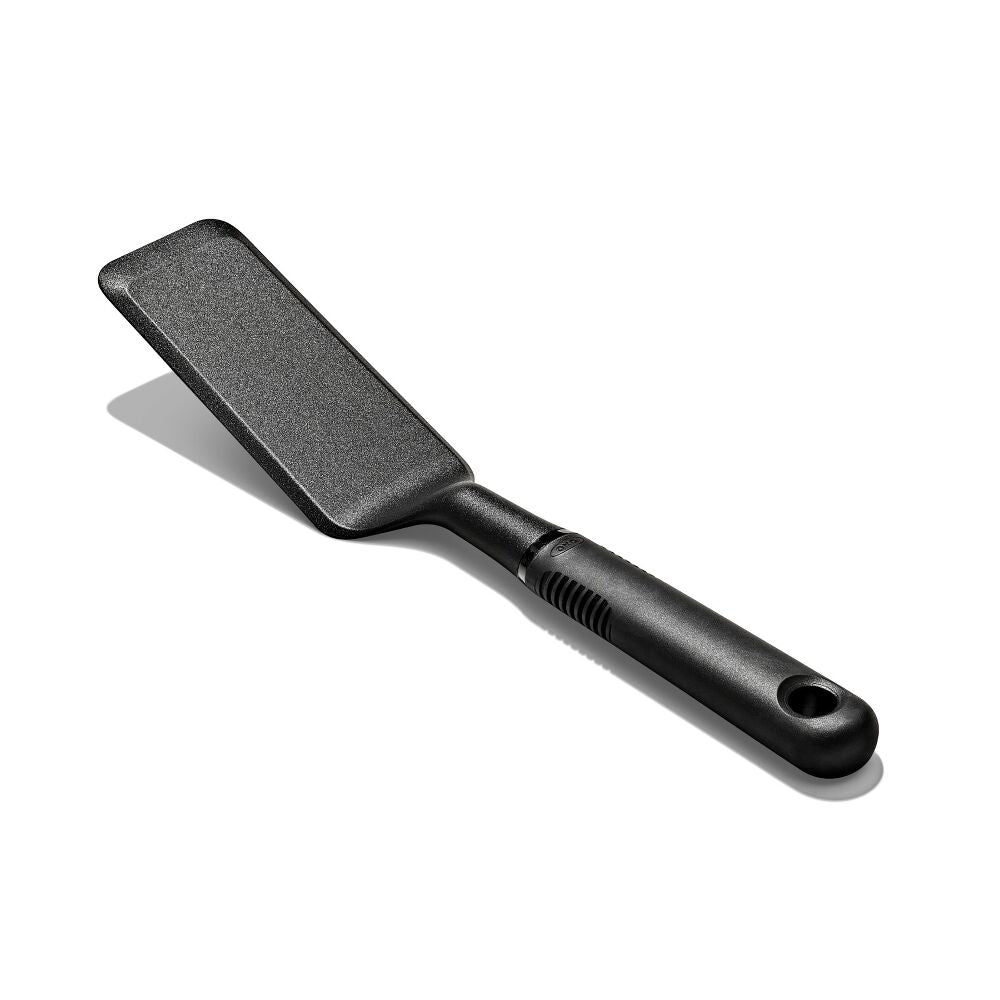 Nylon Cut & Serve Turner L6
