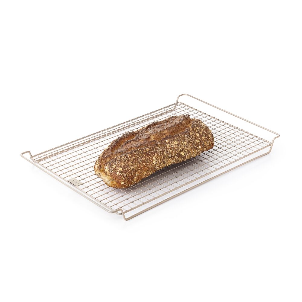 Non-Stick Cooling and Baking Rack Q9