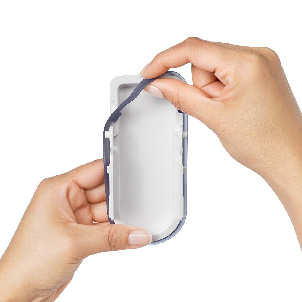 OXO Good Grips All-Purpose Dispenser (1.2 Qt) Q3