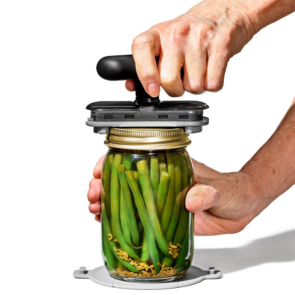 Twisting Jar Opener With Basepad V3