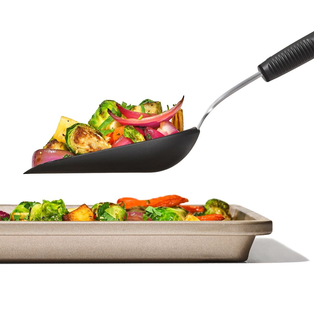 Sheet Pan Scoop H4