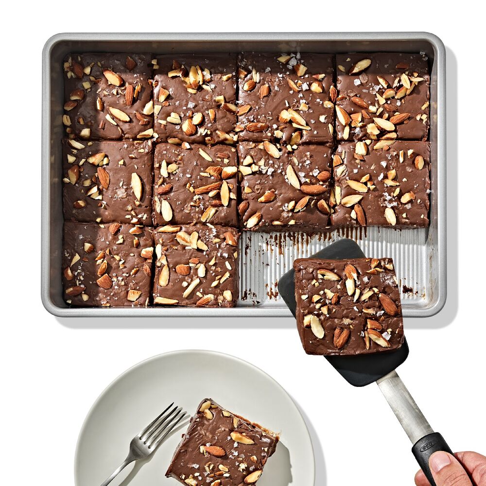 Non-Stick Pro Clear Coated 9 In x 13 In Cake Pan Q2
