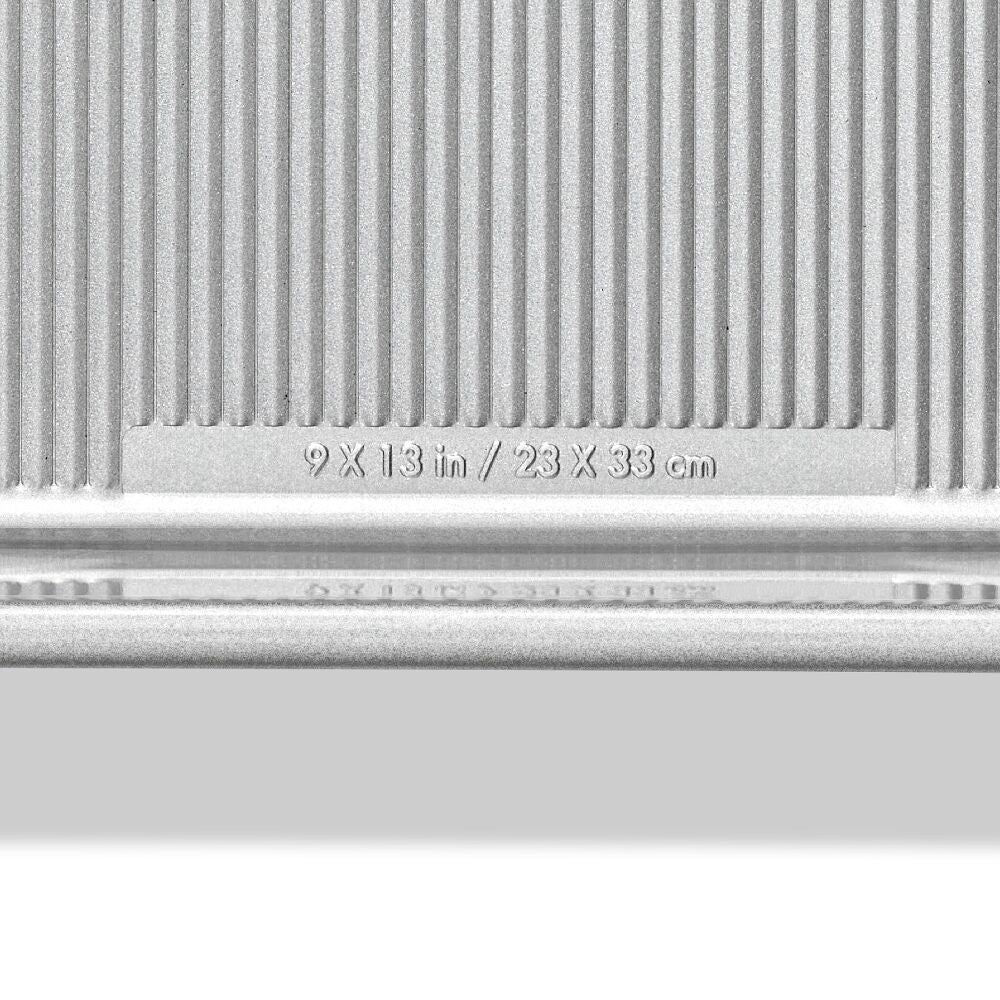 Non-Stick Pro Clear Coated 9 In x 13 In Cake Pan Q2