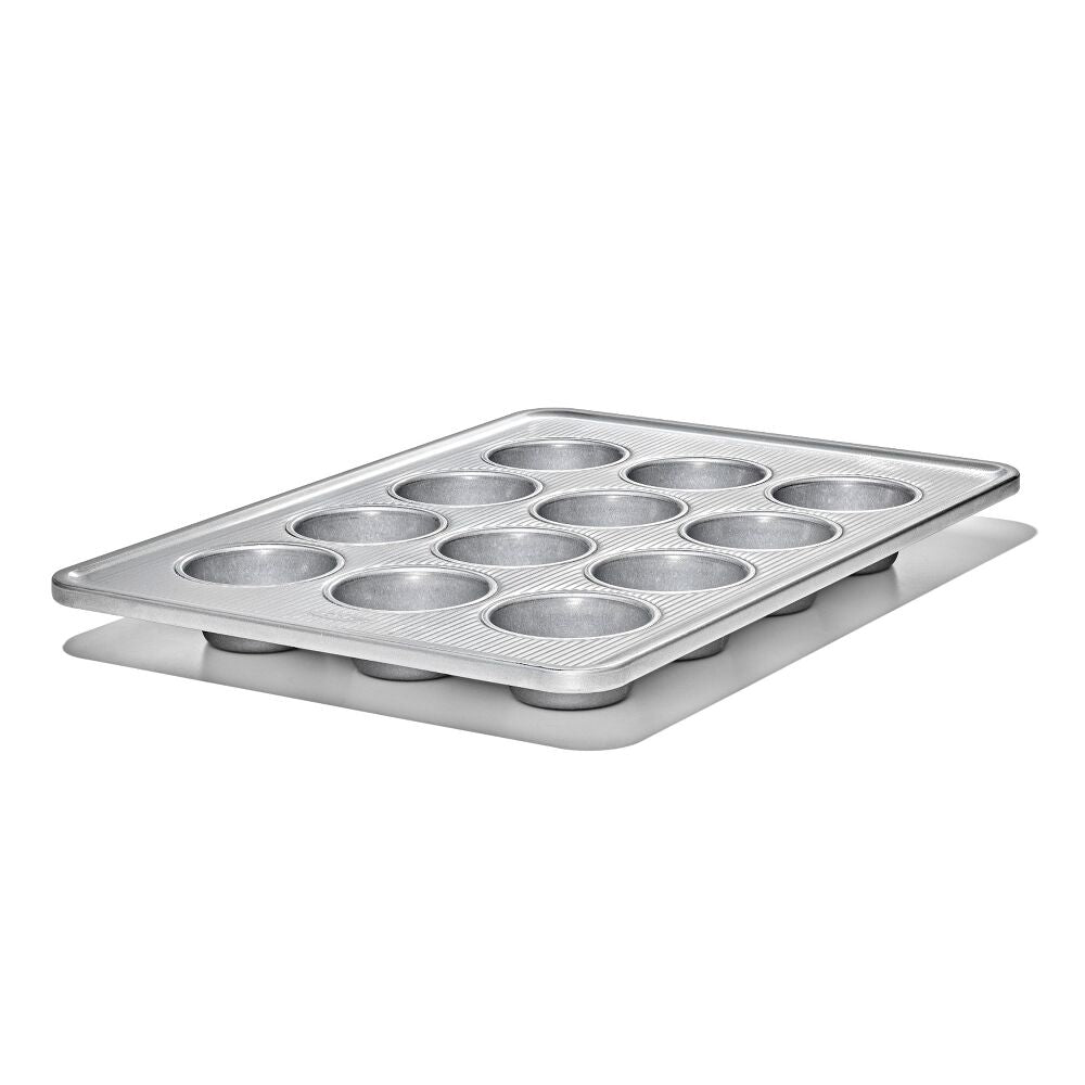 Nonstick Pro Clear Coated 12 Cup Muffin Pan Y6