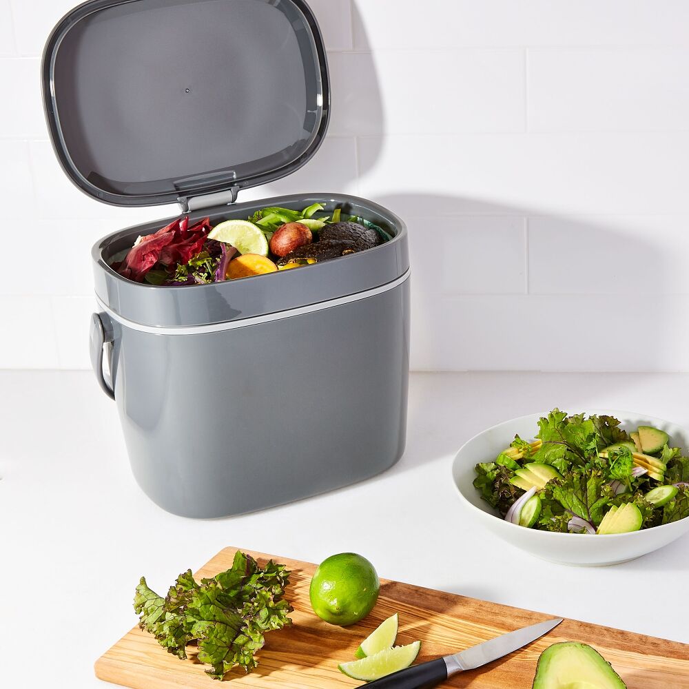 Easy-Clean Compost Bin - 1.75 Gal Q5