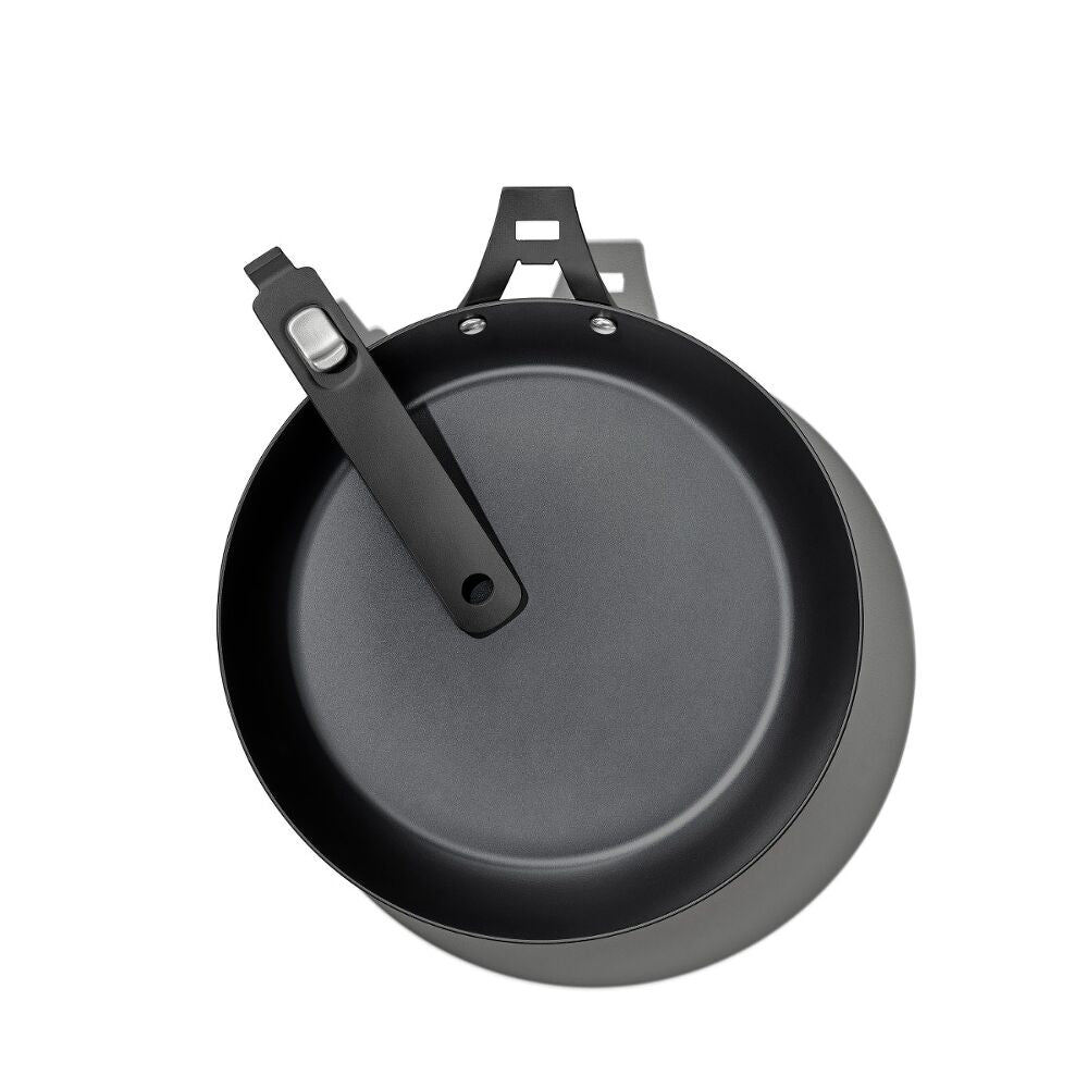 Carbon Steel With Removable Handle 10in Pan J9
