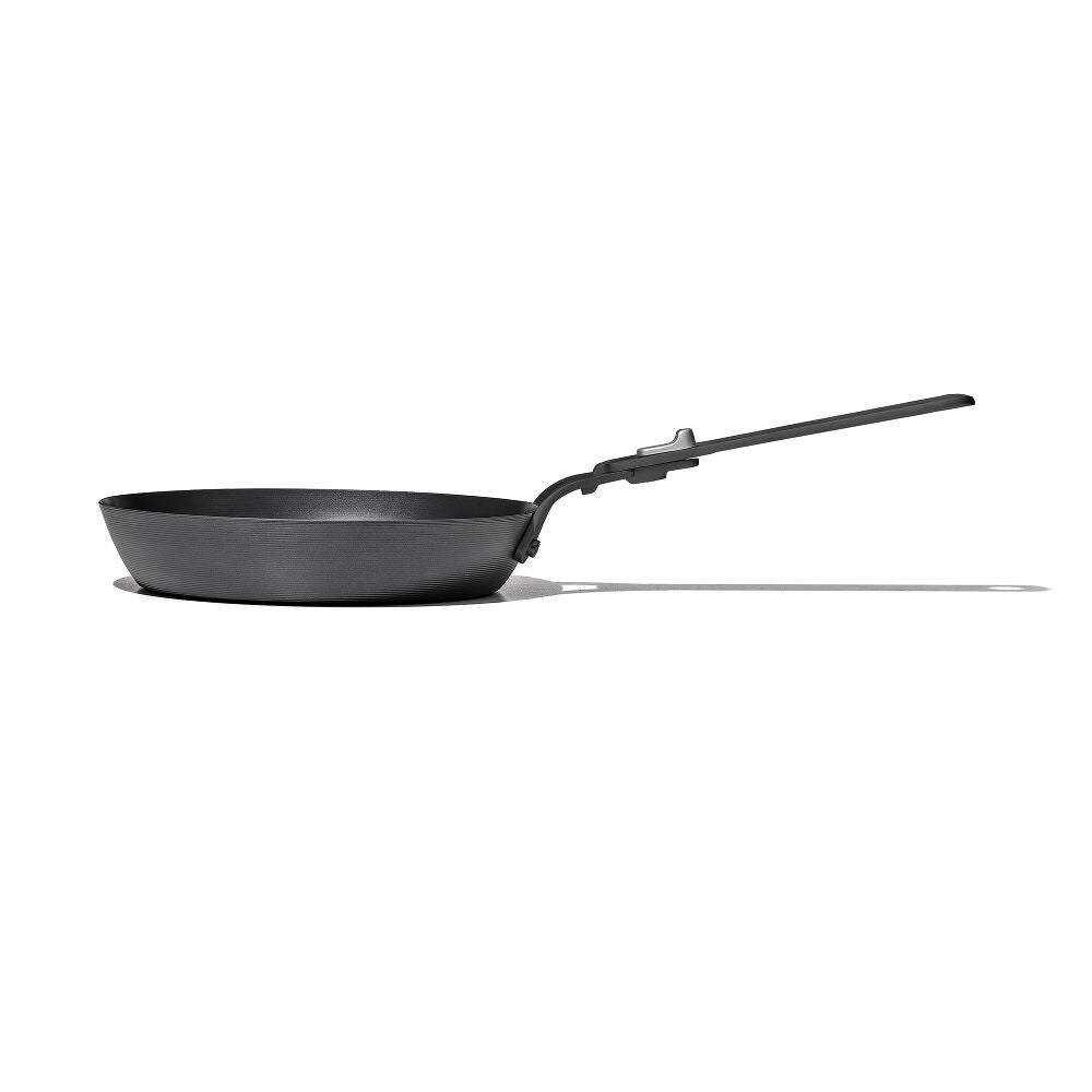 Carbon Steel With Removable Handle 8in Pan P4