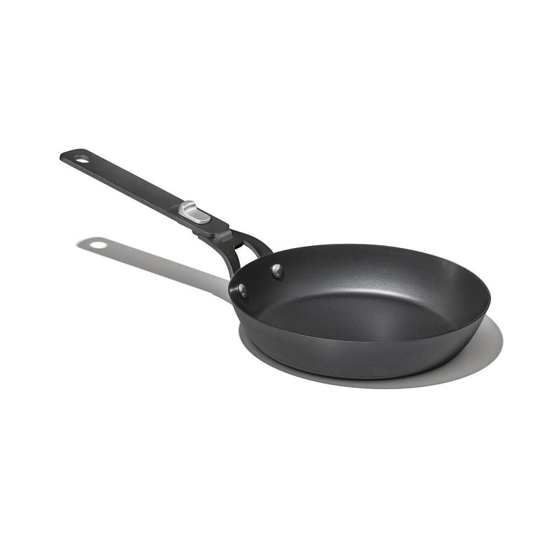 Carbon Steel With Removable Handle 8in Pan P4