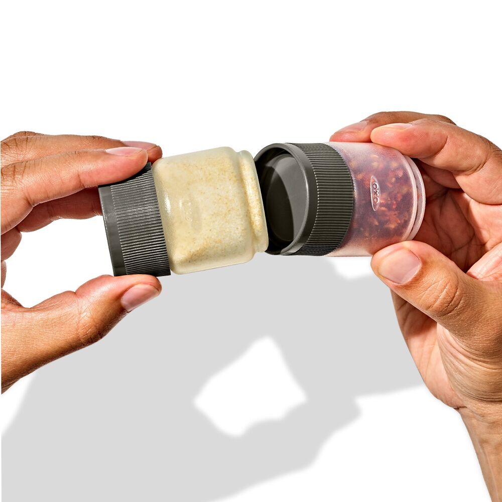 Outdoor 7-Piece Spice Shaker & Squeeze Bottle Set H1