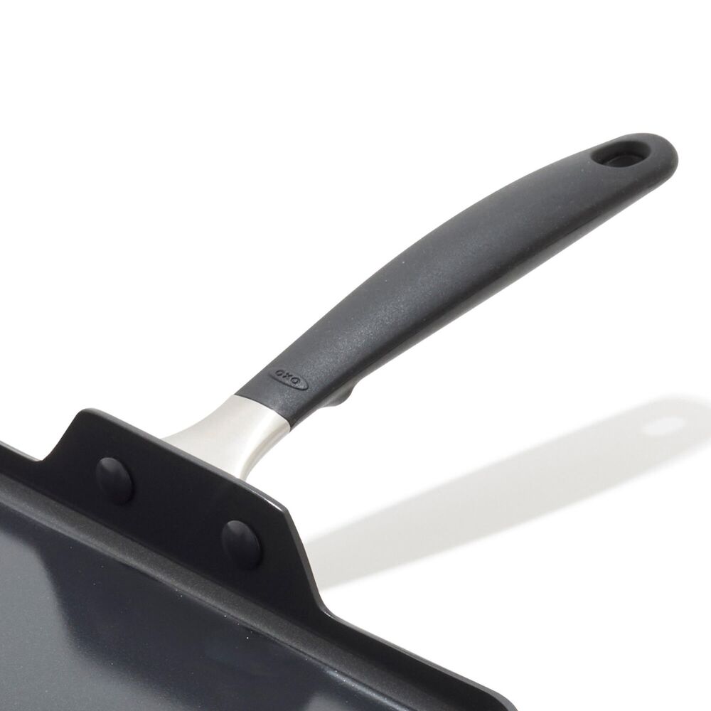 OXO Stainless Steel Everyday 11 in Square Griddle Z9