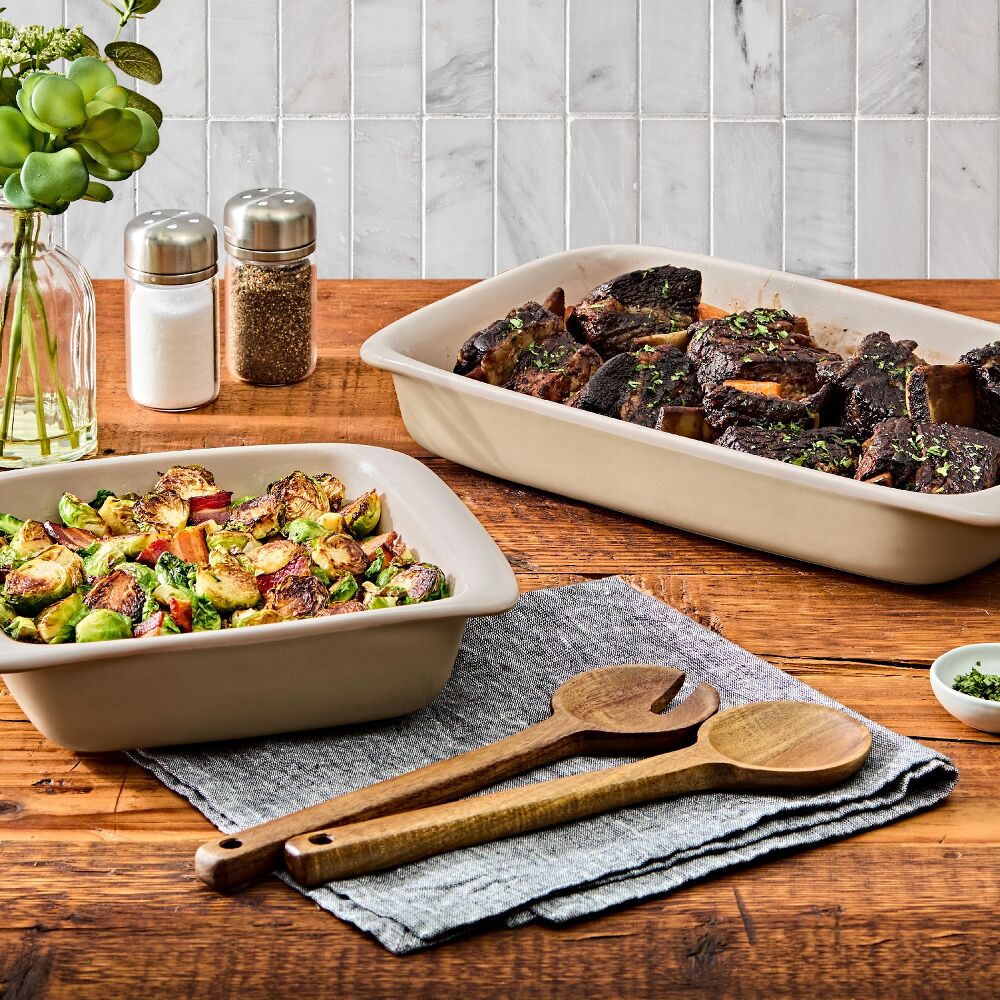 2 Qt Square Stoneware Baking Dish S6