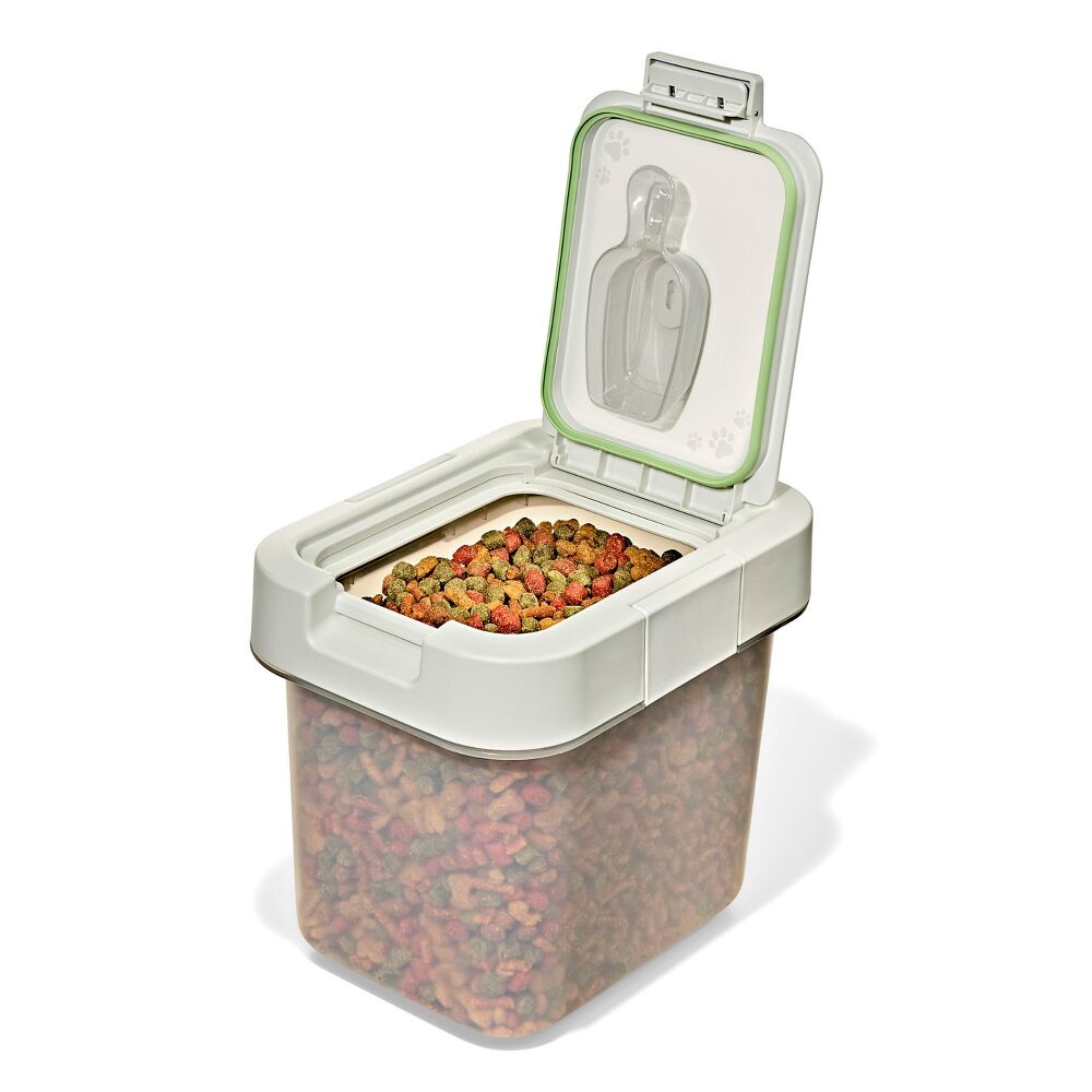 OXO Pet Airtight Food Container with Scoop — Small Q8