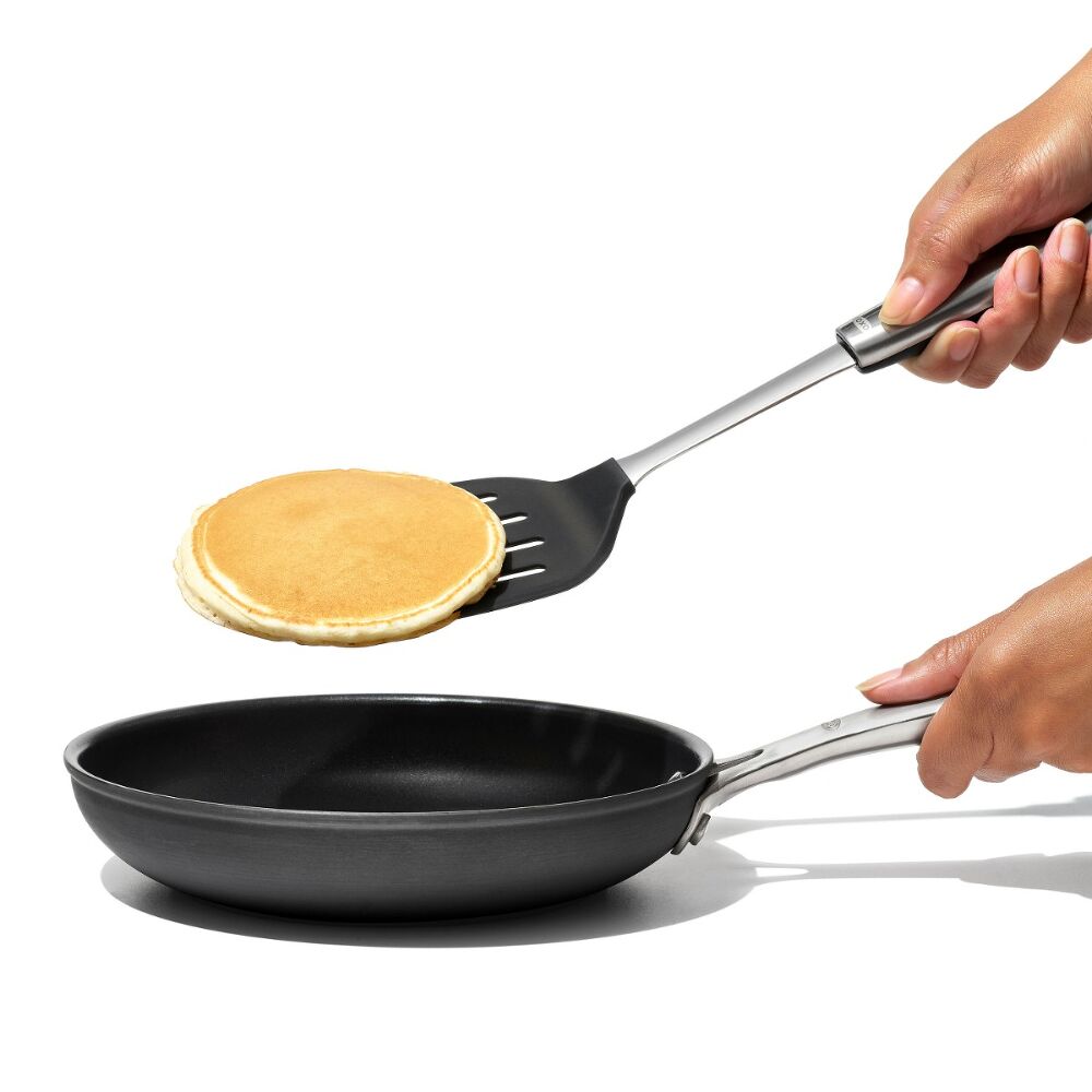 OXO Steel Silicone Flexible Turner M0