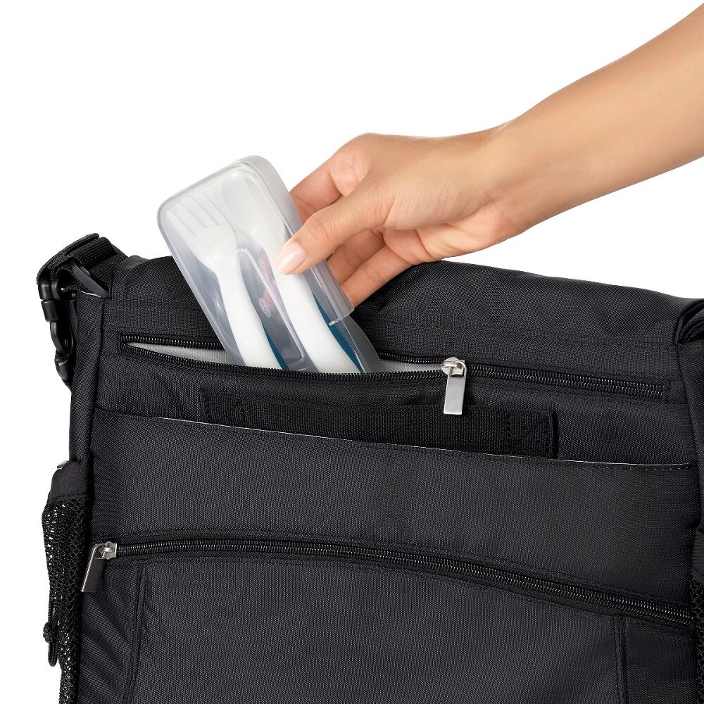 On-the-Go Plastic Fork and Spoon Set with Travel Case R0