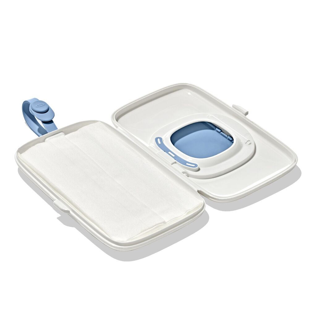 On-The-Go Wipes Dispenser W6